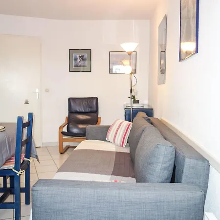 Apartment Les Goelettes-6 By Interhome